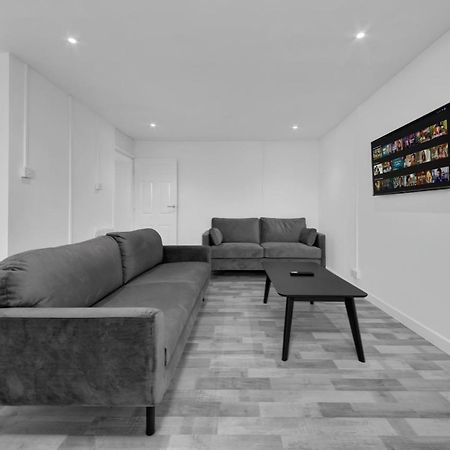 Suites By Rehoboth - Overcomers- Deptford Londýn Exteriér fotografie
